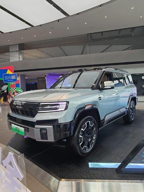 东莞127比亚迪方程豹硬派越野的爆款，英菲尼迪35周年与你共成长
